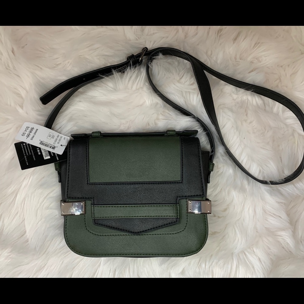 Danielle Nicole Crossbody